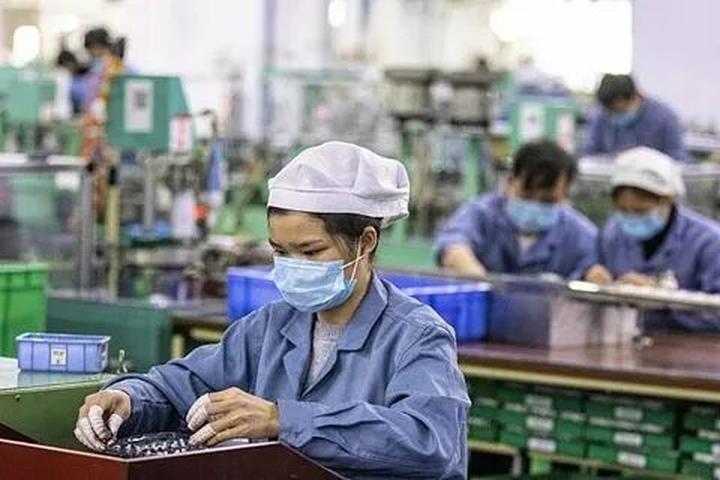 Hotspot Matrix và Bé Ê Phở hot rần rần khắp MXH: 